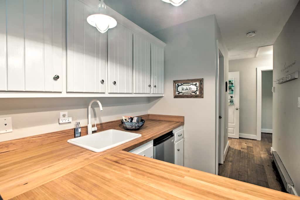 Wintergreen Resort Home w/ 2 Decks + Ski Access!