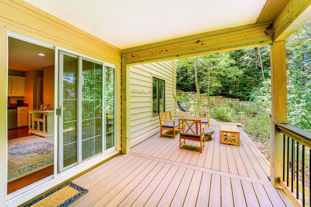 Wintergreen Resort Home w/ 2 Decks + Ski Access!
