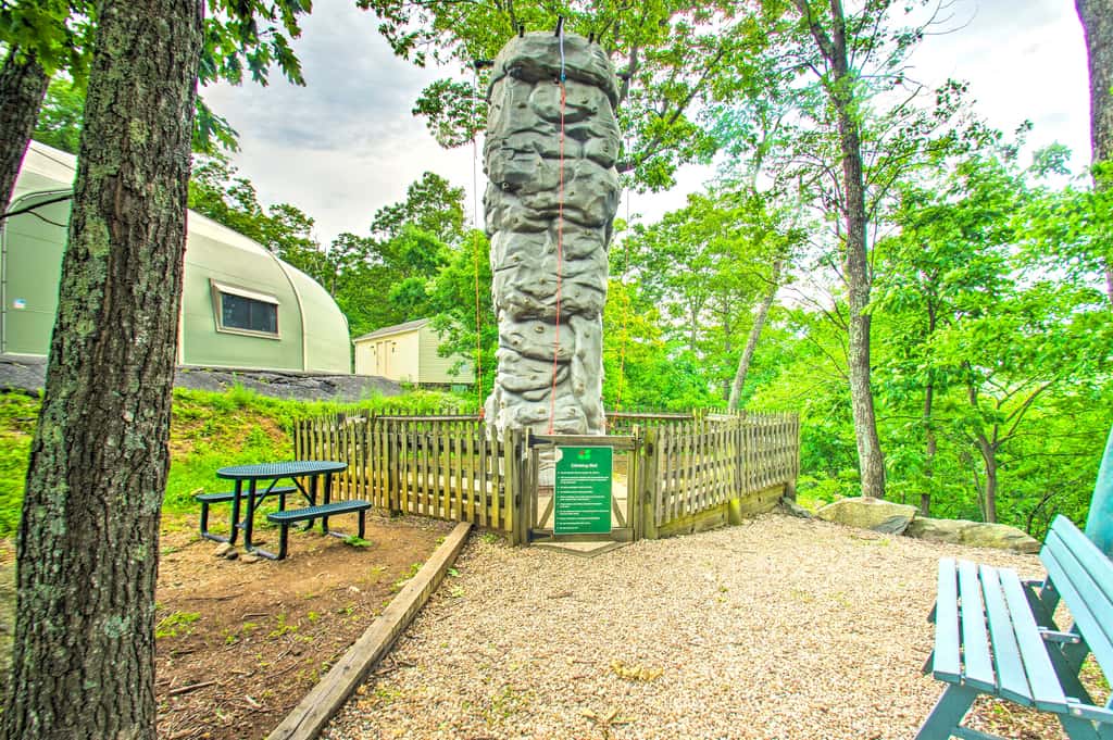Idyllic Wintergreen Condo w/ Resort Amenities