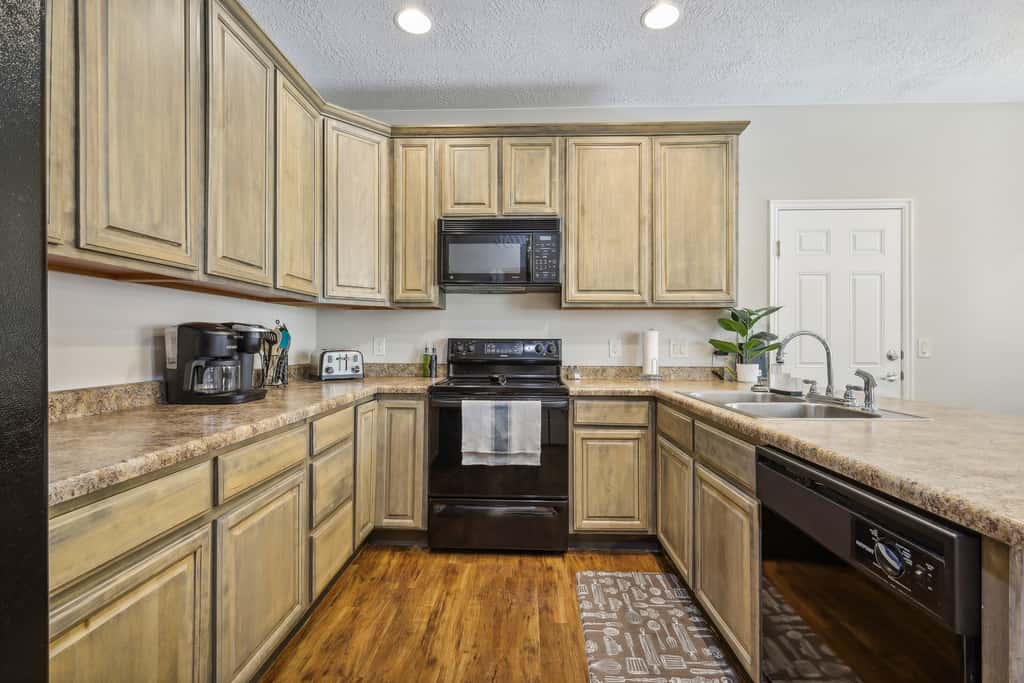 Welcoming Mesquite Condo w/ Pool Access!