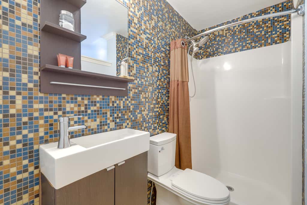 Spacious Stockbridge Manor: Pool Table, 2 Kitchens