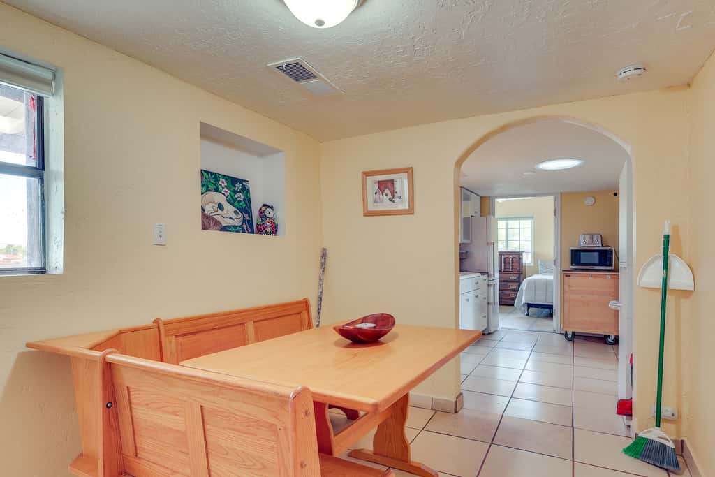 Walk Downtown: Authentic Adobe Home in Las Cruces!