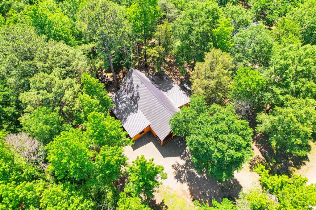 Private Hot Tub: Luxe Cabin in Broken Bow!
