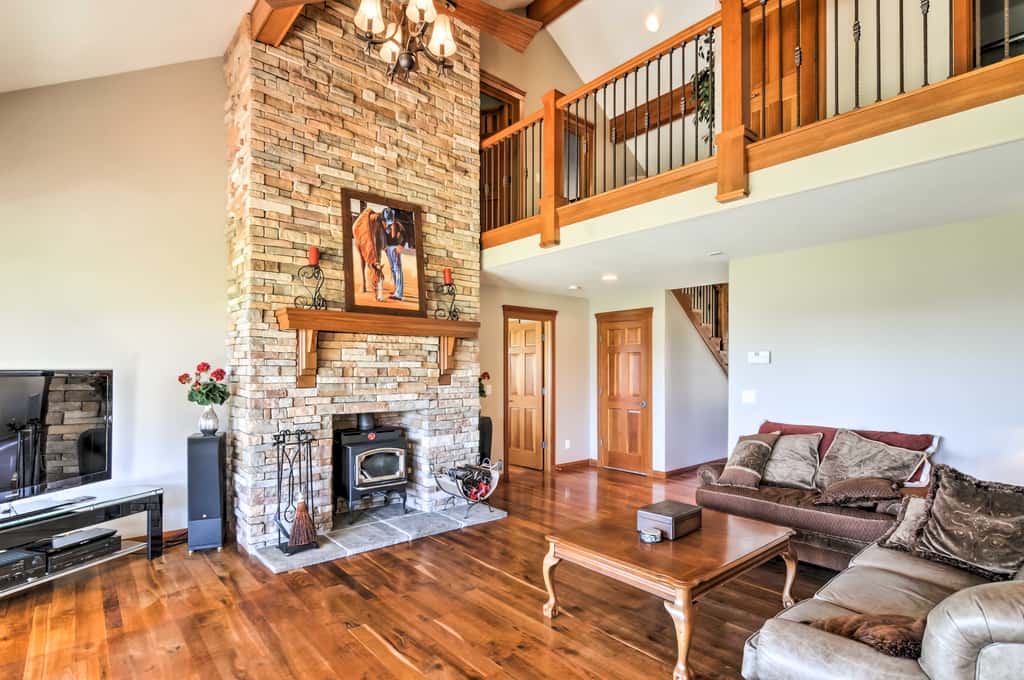 Custom Home w/ Decks in Boulder! Gateway to Parks!