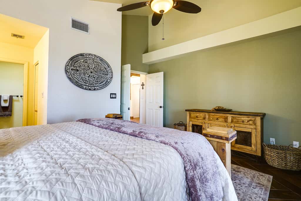 Las Cruces Vacation Rental with Mountain Views!