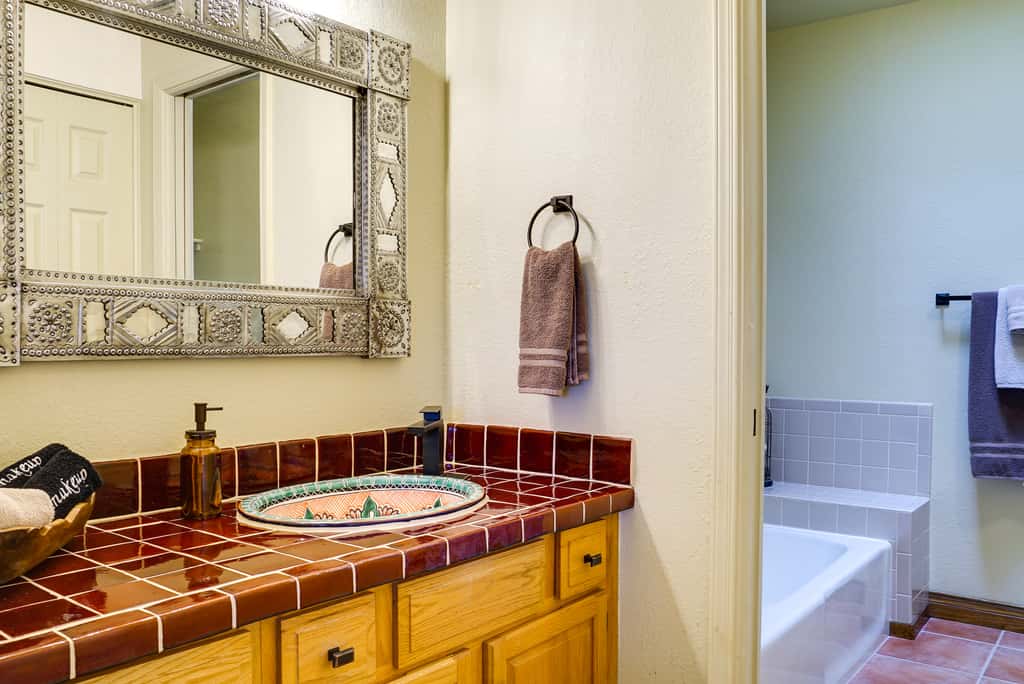 Las Cruces Vacation Rental with Mountain Views!
