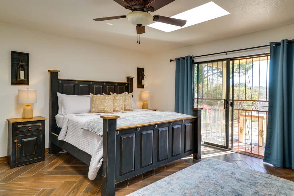 Las Cruces Vacation Rental with Mountain Views!