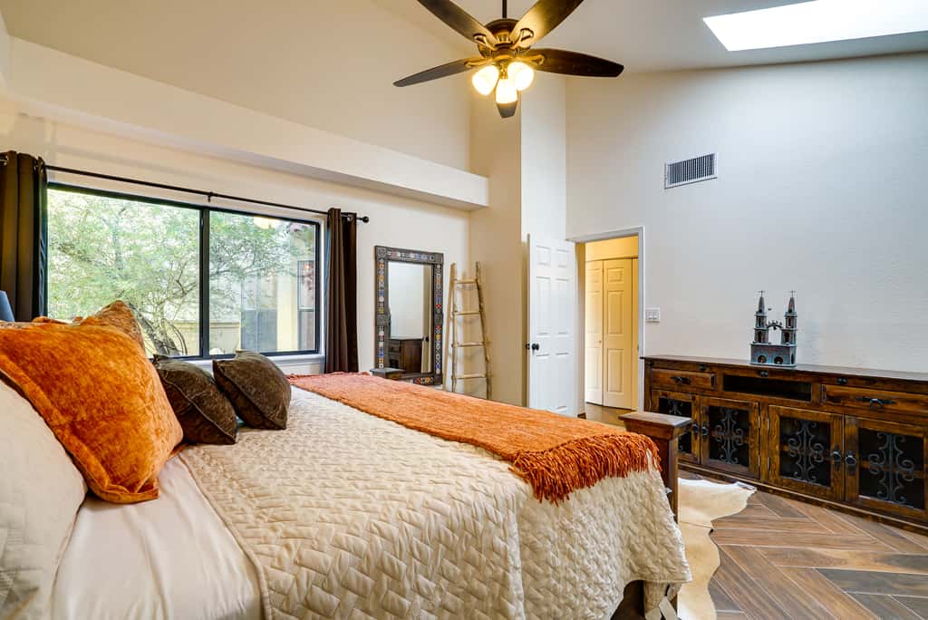Las Cruces Vacation Rental with Mountain Views!