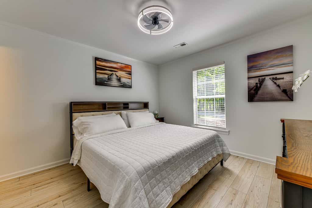 Mooresville Retreat w/ Patio, 1 Mi to Lake Norman!
