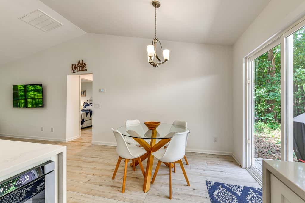 Mooresville Retreat w/ Patio, 1 Mi to Lake Norman!