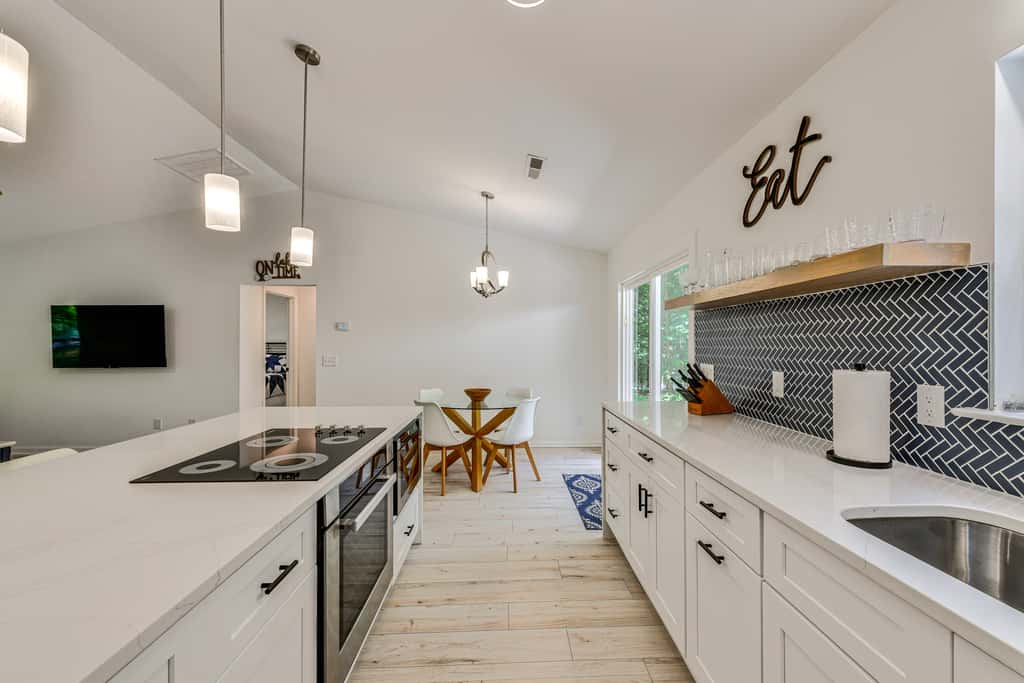 Mooresville Retreat w/ Patio, 1 Mi to Lake Norman!