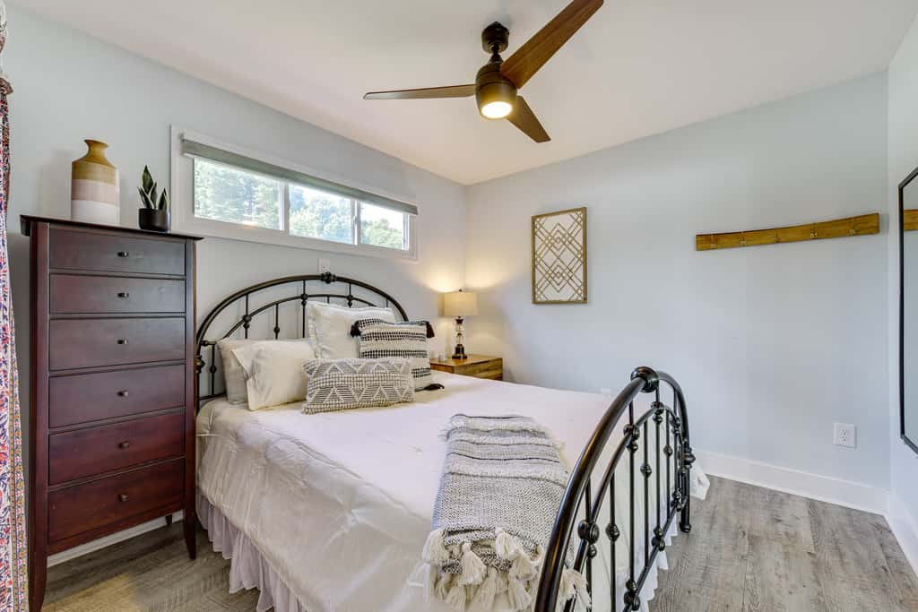 Pet-Friendly Lake Norman Home with Boat Dock!