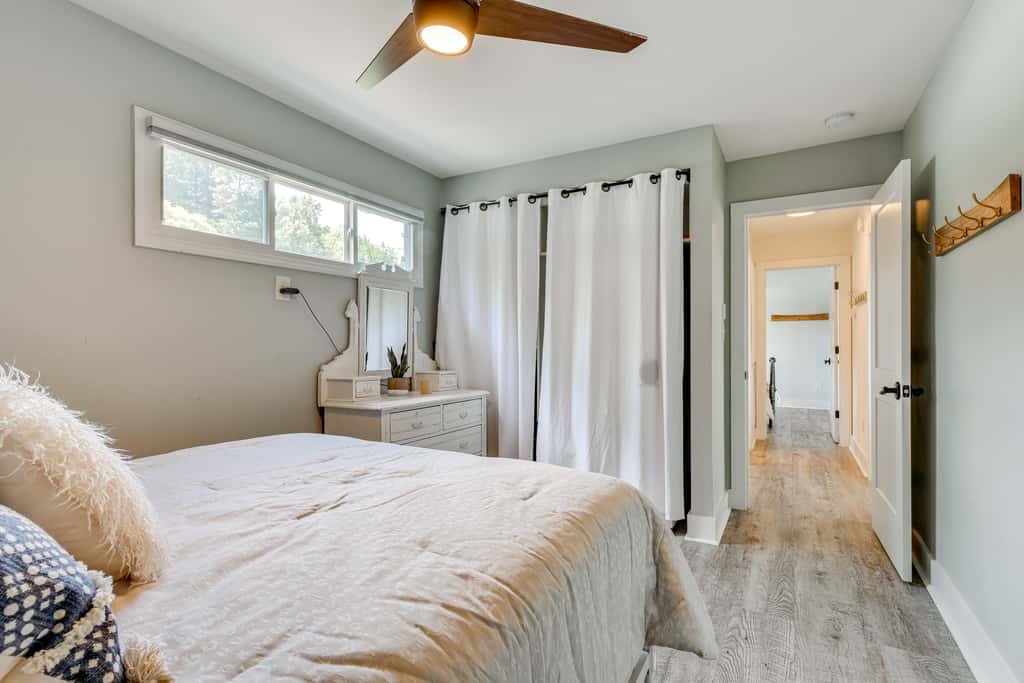 Pet-Friendly Lake Norman Home with Boat Dock!