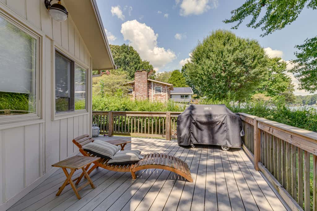 Pet-Friendly Lake Norman Home with Boat Dock!