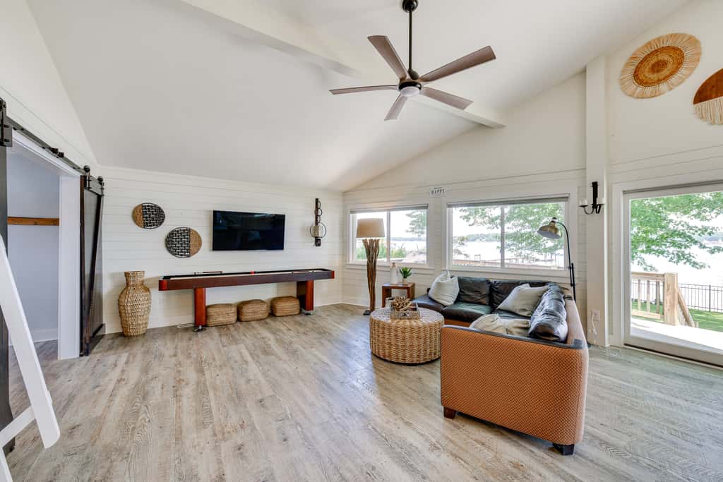 Pet-Friendly Lake Norman Home with Boat Dock!