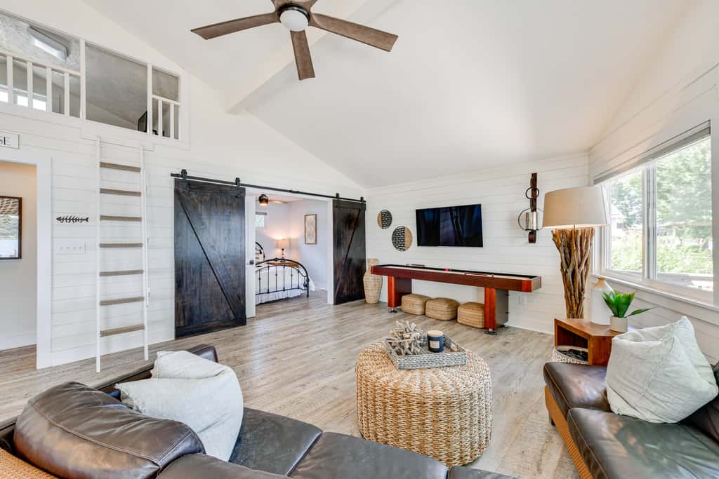 Pet-Friendly Lake Norman Home with Boat Dock!