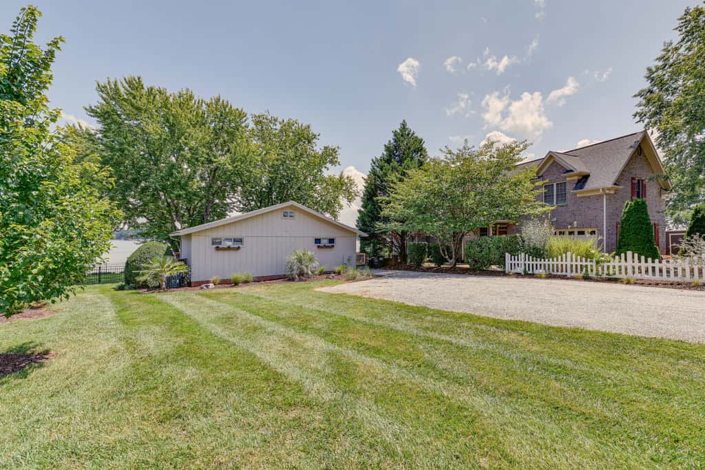 Pet-Friendly Lake Norman Home with Boat Dock!