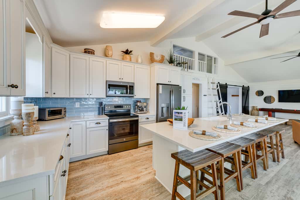Pet-Friendly Lake Norman Home with Boat Dock!