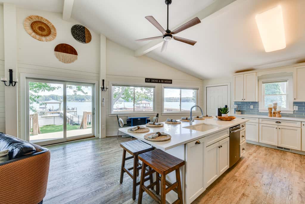 Pet-Friendly Lake Norman Home with Boat Dock!