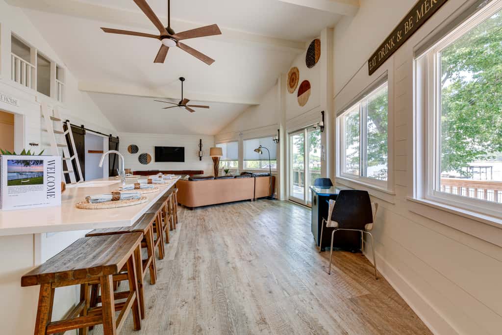 Pet-Friendly Lake Norman Home with Boat Dock!