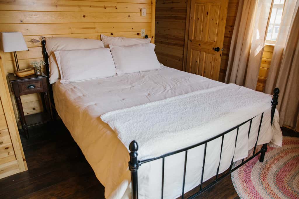 Paradise Valley Cabin by Chico & Yellowstone Park!