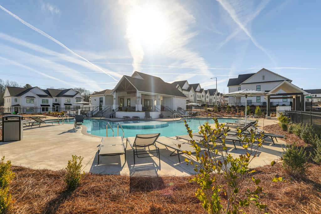 Poolside Downtime, 4 Mi From Ole Miss