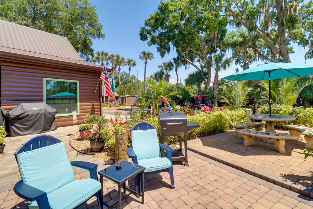 Cabin w/ Boat Launch & Pool Access in Okeechobee