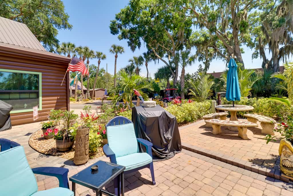 Cabin w/ Boat Launch & Pool Access in Okeechobee