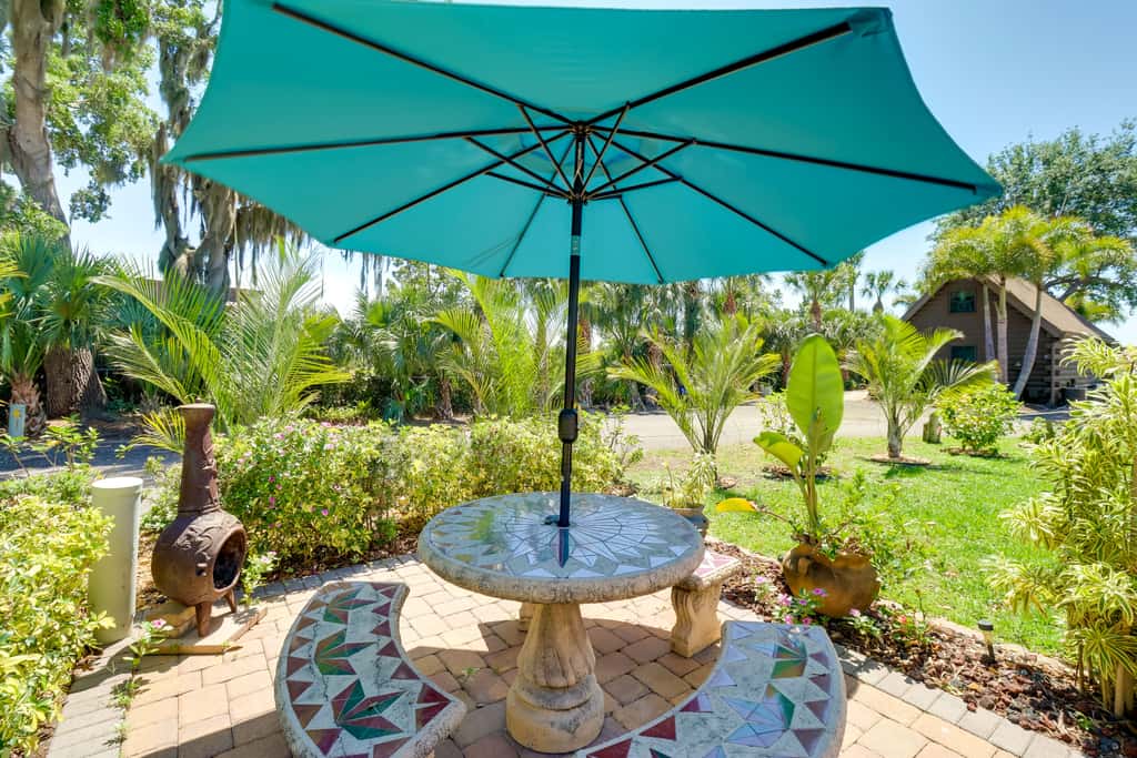 Cabin w/ Boat Launch & Pool Access in Okeechobee