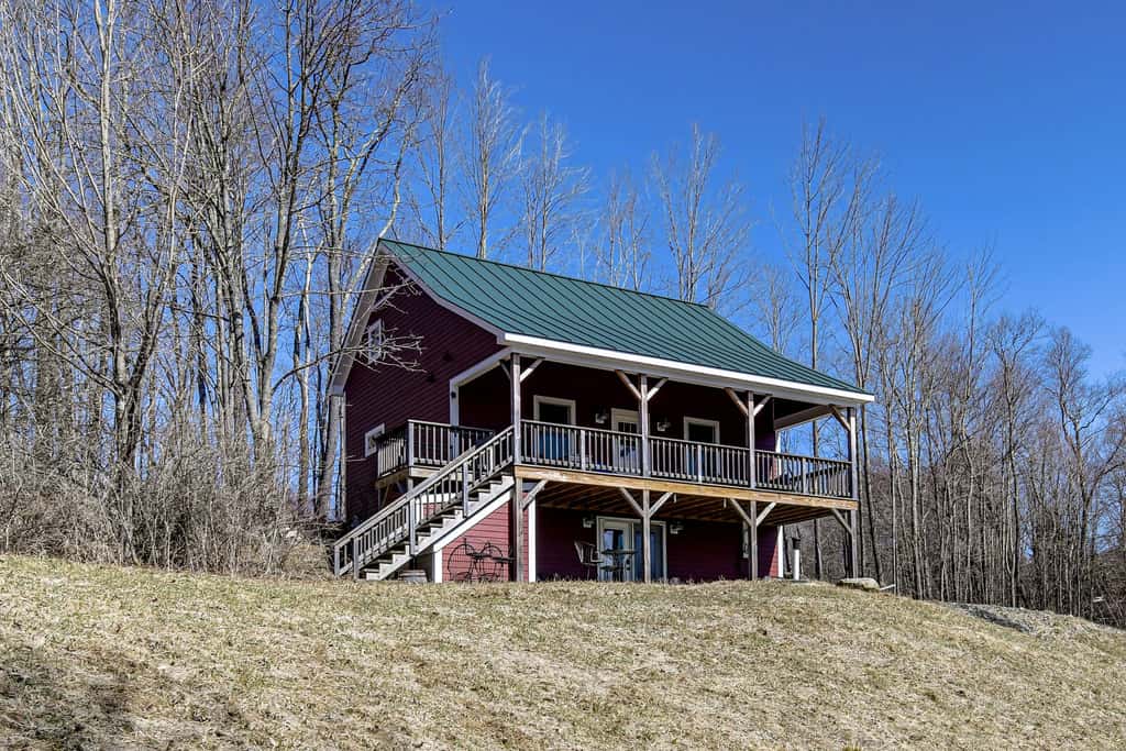 Group Friendly! Mtn-View Haven in Waterbury Center