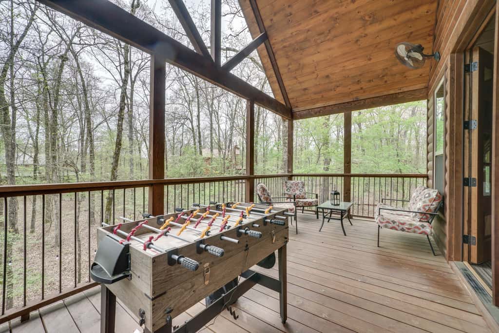 Hot Tub & Fire Pit: Spacious Broken Bow Cabin