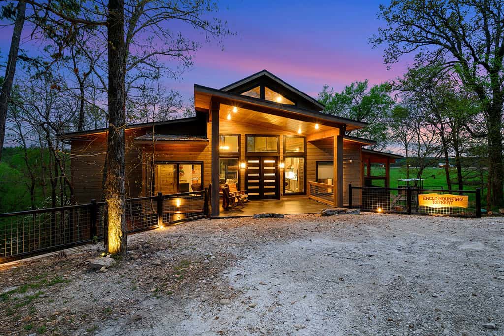 Secluded Creekside Cabin w/ Hot Tub & Fire Pit!