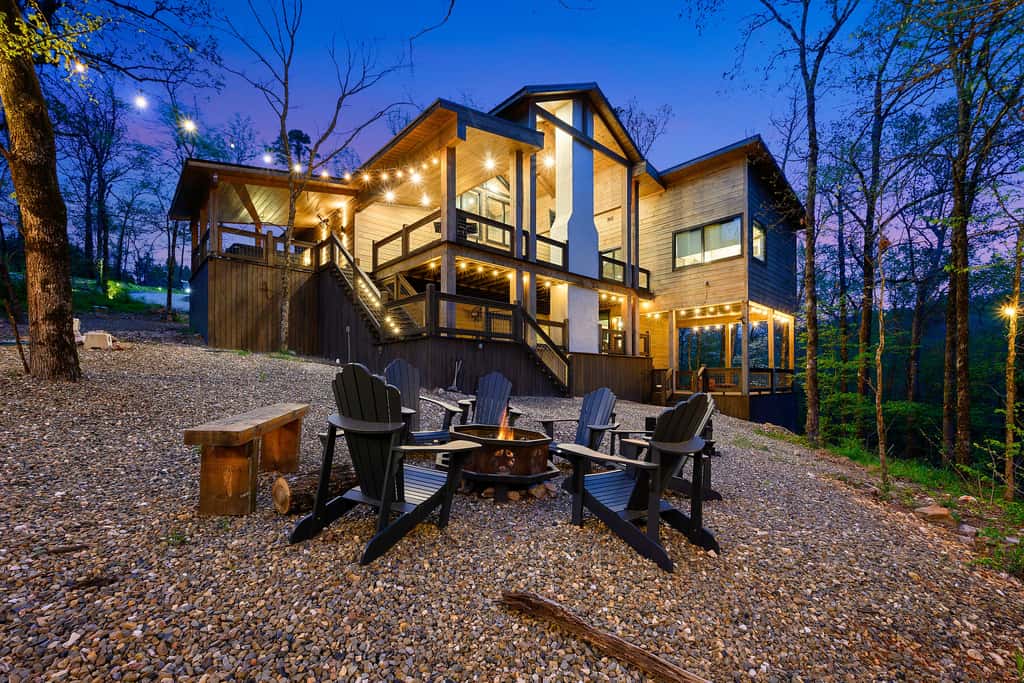 Secluded Creekside Cabin w/ Hot Tub & Fire Pit!