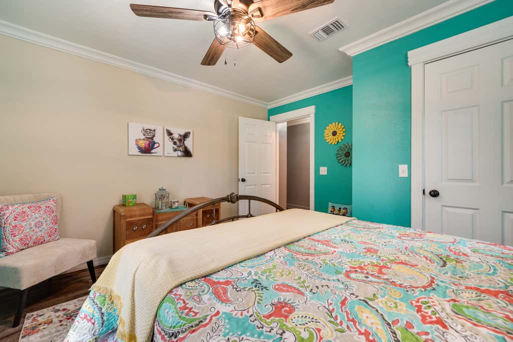 Broken Bow Vacation Rental w/ Pool & Hot Tub!