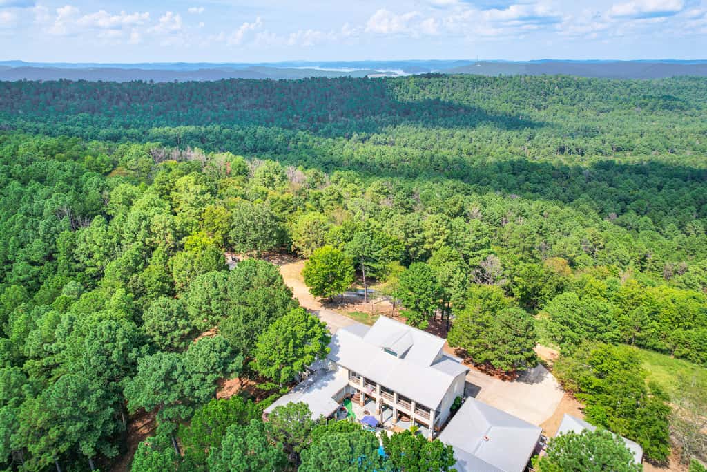 Broken Bow Escape w/ Mountain Views & Pool Access!