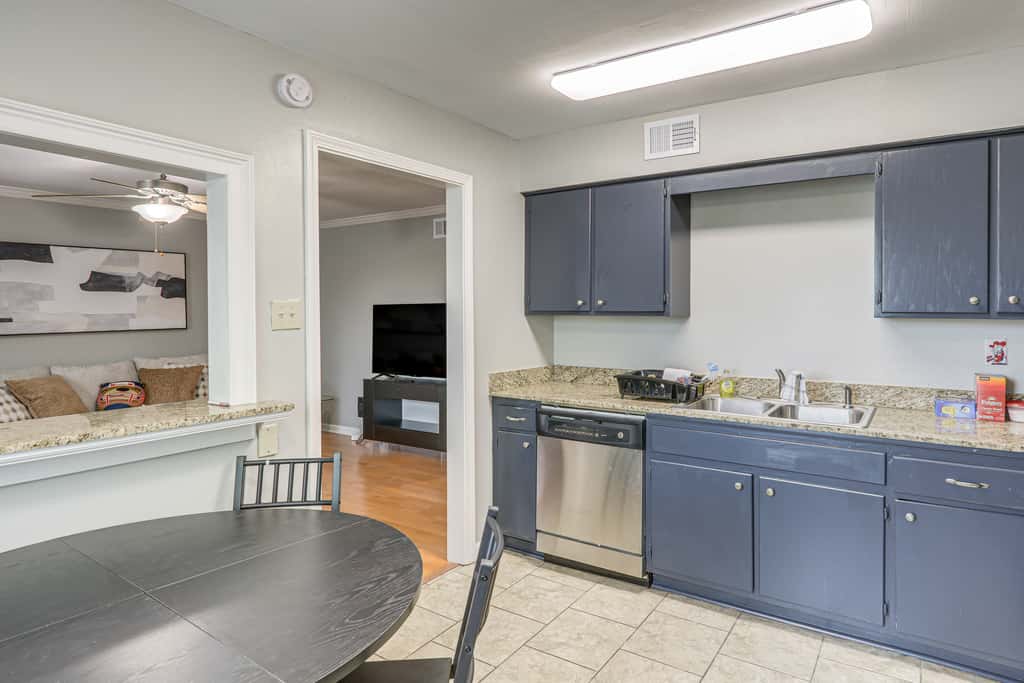 Keep Rebel Weekends Moving at Park Condominiums