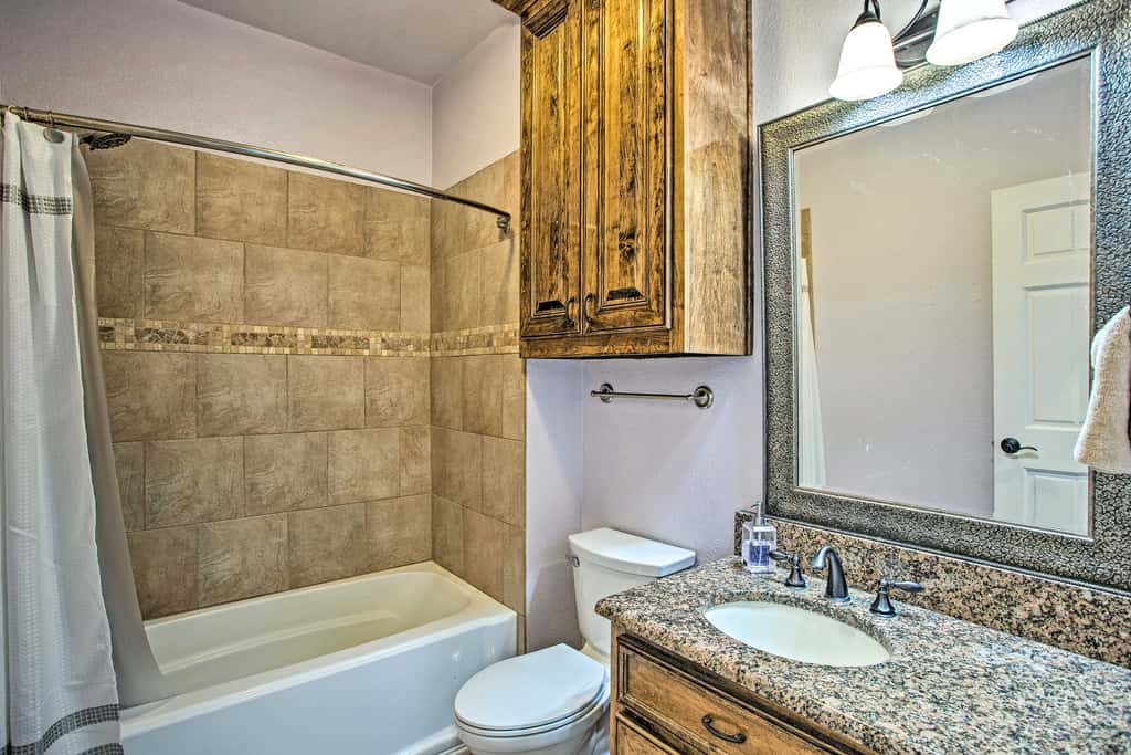Home w/ Game Room & Fireplace: 14 Mi to McKinney!