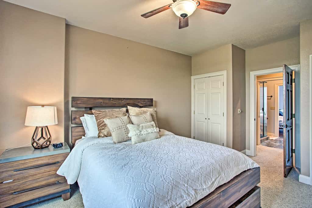 Home w/ Game Room & Fireplace: 14 Mi to McKinney!