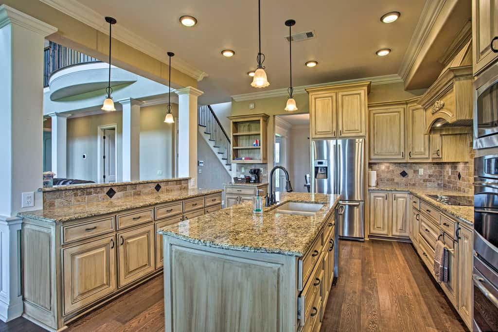 Home w/ Game Room & Fireplace: 14 Mi to McKinney!