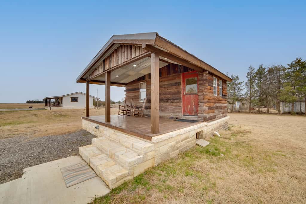 Couple’s Getaway w/ Ranch Views - Near Lavon Lake!