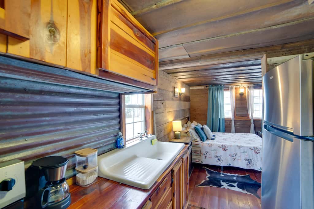 Couple’s Getaway w/ Ranch Views - Near Lavon Lake!