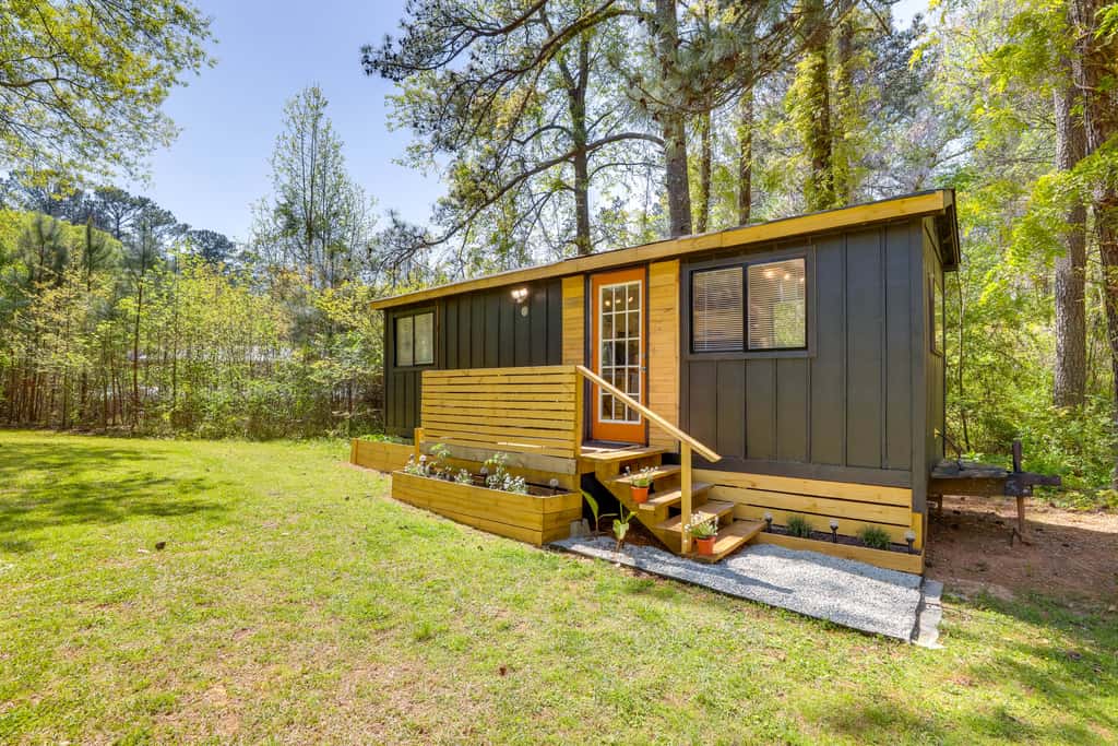 Hike On-Site: Georgia Tiny Home on Farm Retreat