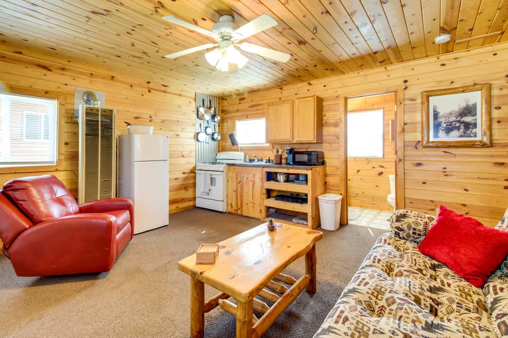 Boat + Fish on Mille Lacs Lake: ‘Walleye Cabin’