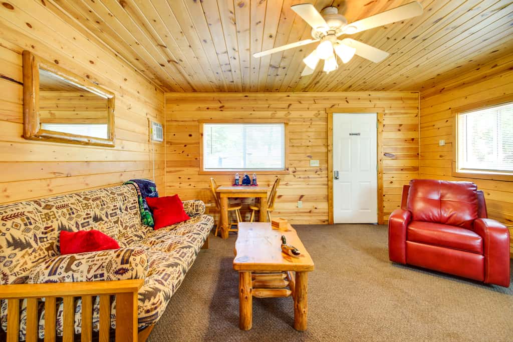 Boat + Fish on Mille Lacs Lake: ‘Walleye Cabin’