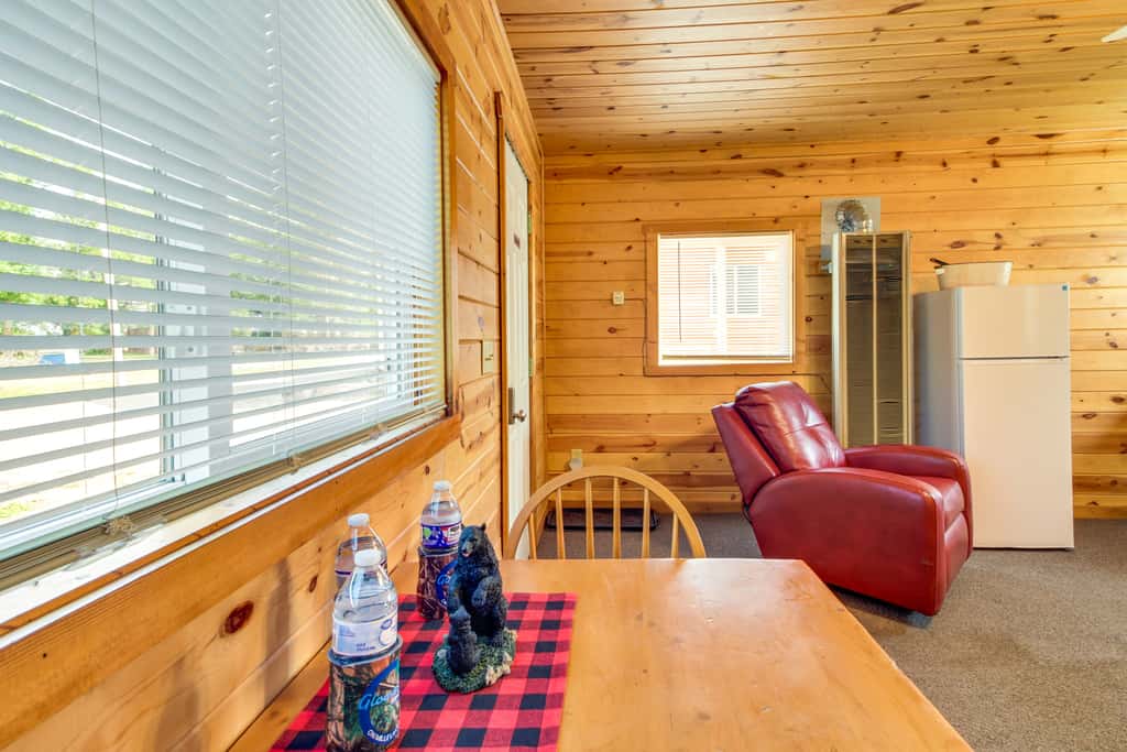 Boat + Fish on Mille Lacs Lake: ‘Walleye Cabin’