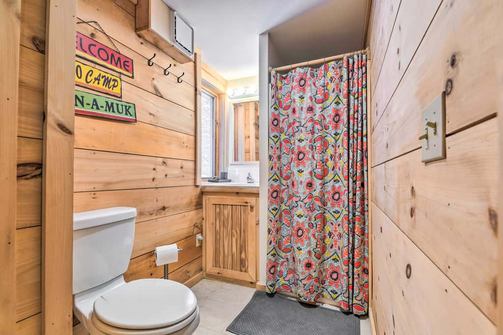 Waitsfield Vacation Rental w/ Private Hot Tub