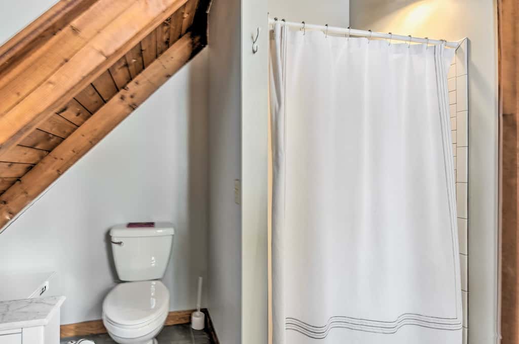 Waitsfield Vacation Rental w/ Private Hot Tub