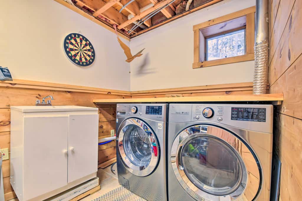 Waitsfield Vacation Rental w/ Private Hot Tub