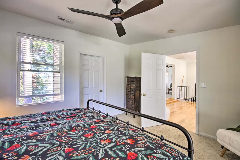 Angler’s Paradise, 1 Mi to Broyles Recreation Area
