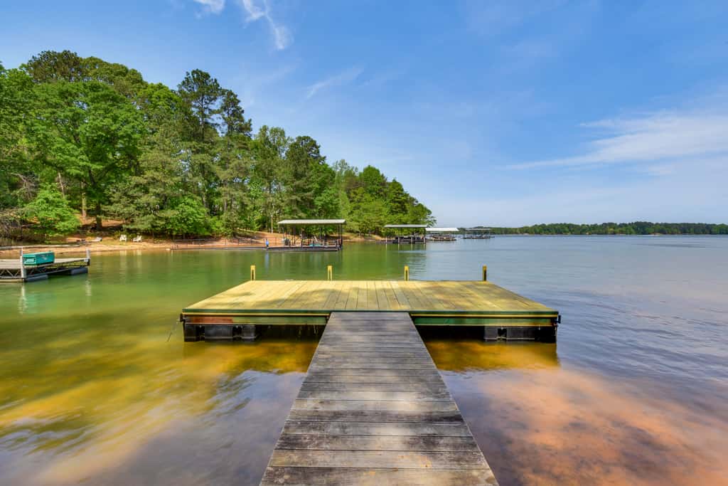 Waterfront Townville Home: Hot Tub & Lake Access!
